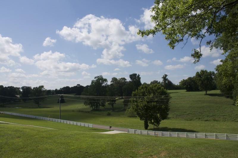 1705 Allisona Rd, Shelbyville, TN 37160