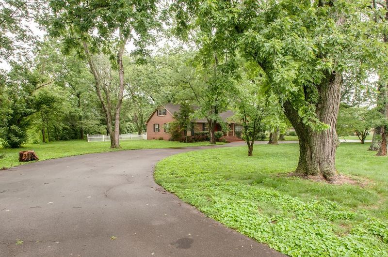 415 Lillard Rd, Murfreesboro, TN 37130