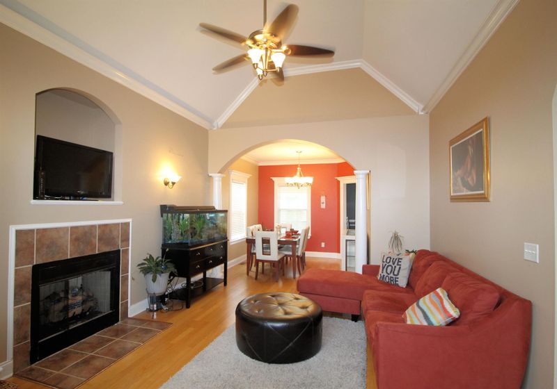 2641 Westhaven Dr, Murfreesboro, TN 37128
