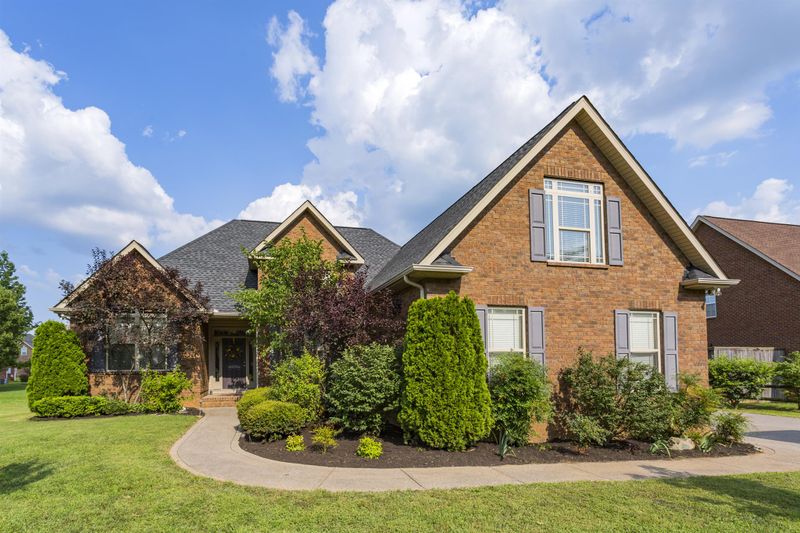 616 Rambush Dr, Murfreesboro, TN 37128