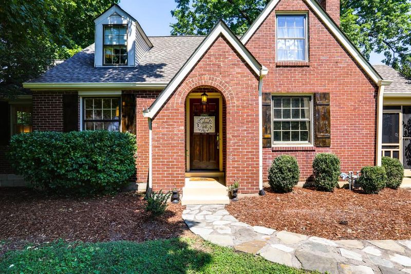 3606 Robin Rd, Nashville, TN 37204
