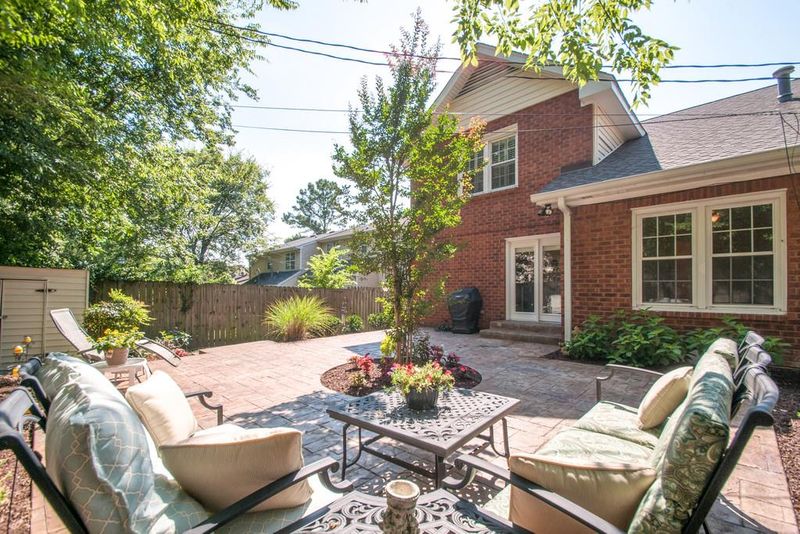 718B Crescent Rd, Nashville, TN 37205