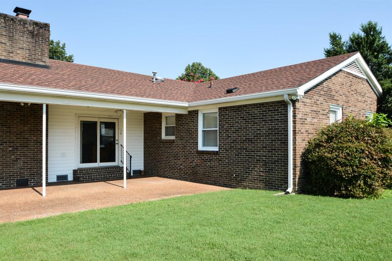 106 Westfield Dr, Franklin, TN 37064