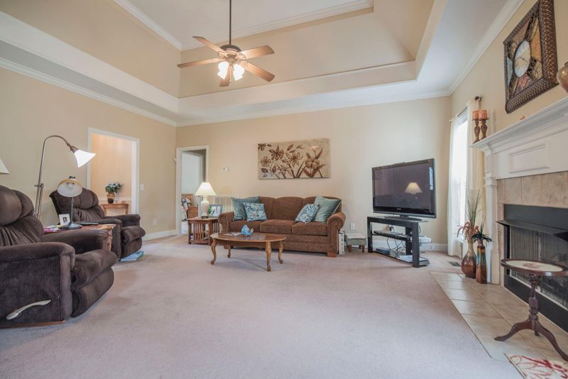 302 Sayre Ln, Murfreesboro, TN 37127