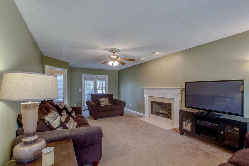 103 Edgewater Pl, Hendersonville, TN 37075