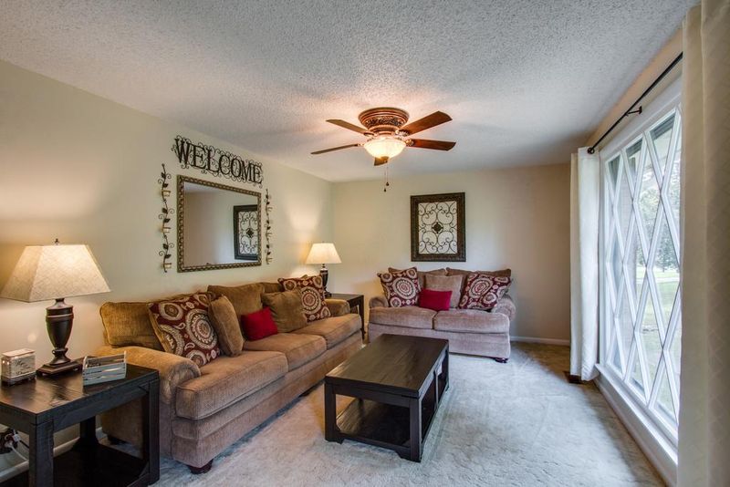 707 Traci Ct, Mount Juliet, TN 37122