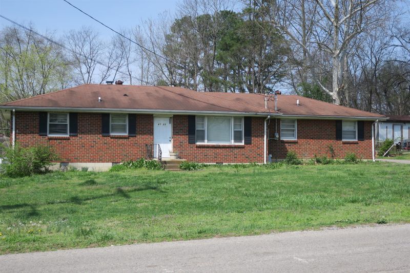 4123 Saunders Ave, Nashville, TN 37216