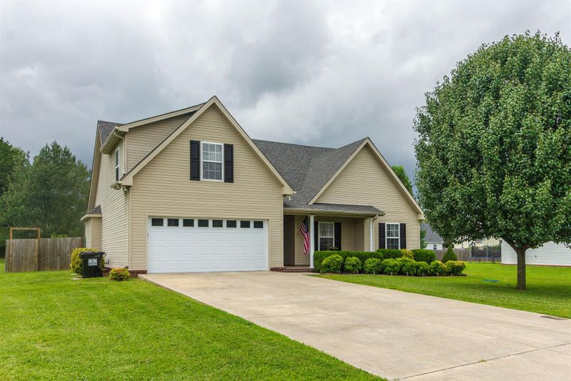 830 Fleming Farms Dr, Murfreesboro, TN 37128