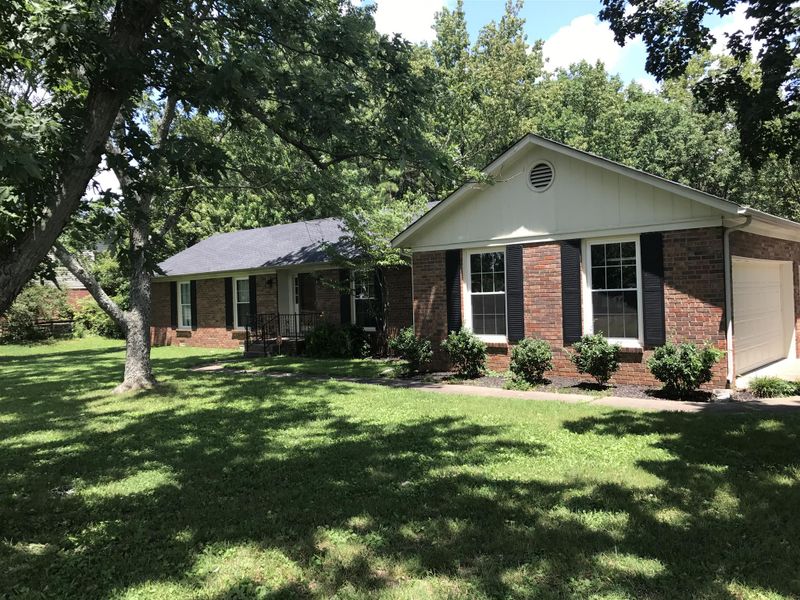 607 E Clark Blvd, Murfreesboro, TN 37130