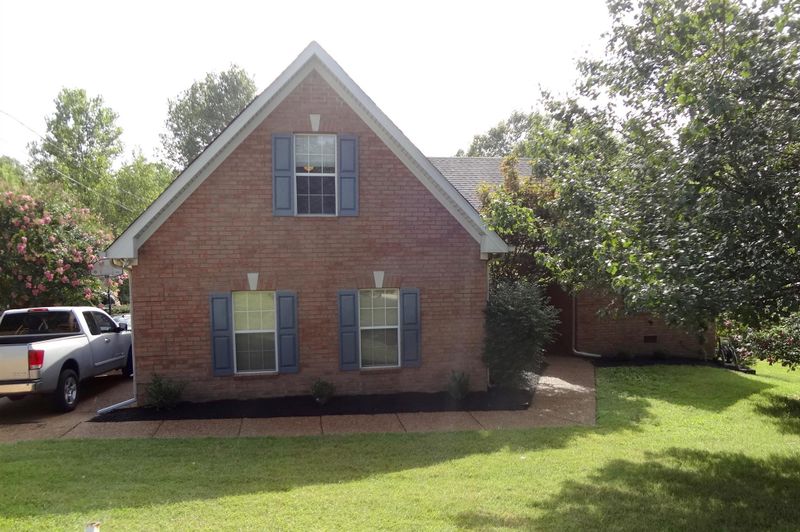1608 Eagle Trace Dr, Mount Juliet, TN 37122
