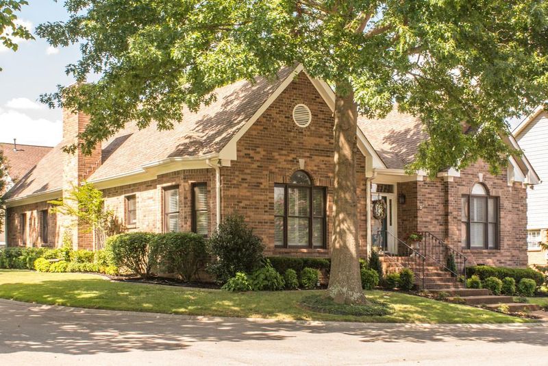 1800 Carrington Ct, Franklin, TN 37064