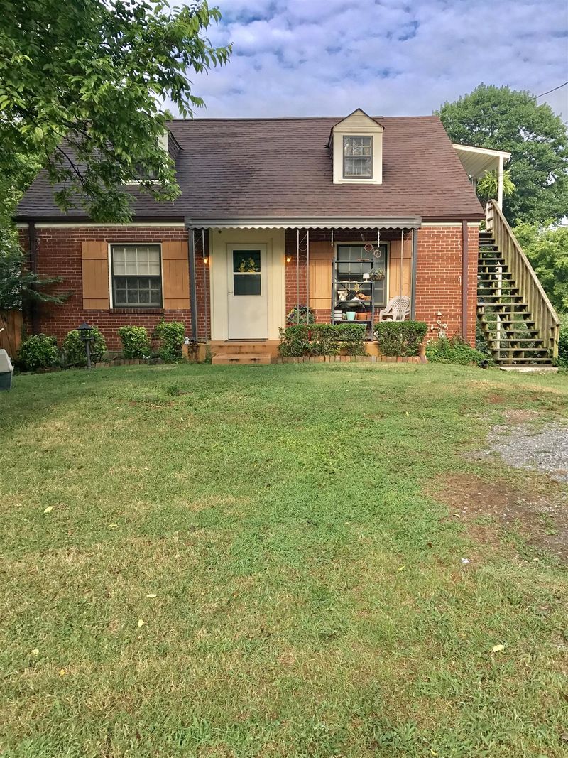 1524 Riverside Dr, Nashville, TN 37206