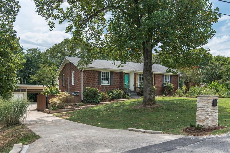 2514 Brittany Dr, Nashville, TN 37206