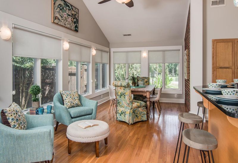 2514 Brittany Dr, Nashville, TN 37206