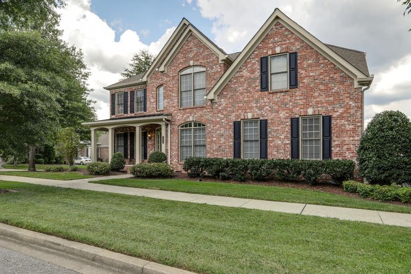 202 Cornerstone Ln, Franklin, TN 37064