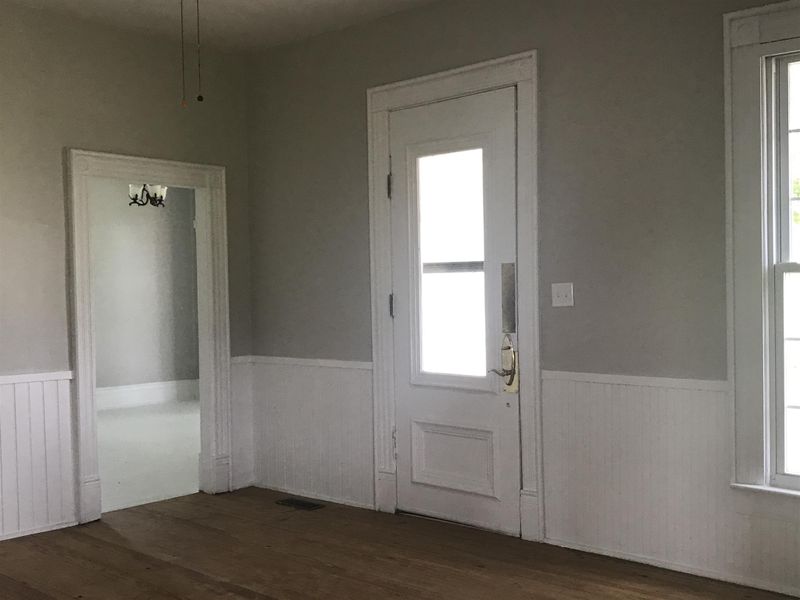 5925 Fulton Rd, Springfield, TN 37172