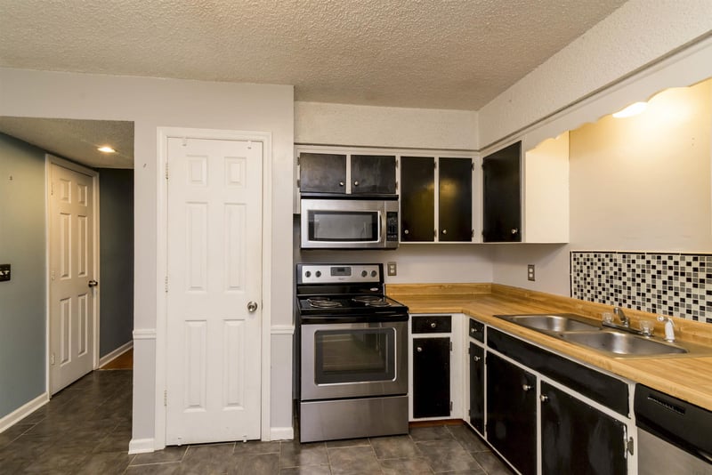 1422 Campbell Cir, Nashville, TN 37216