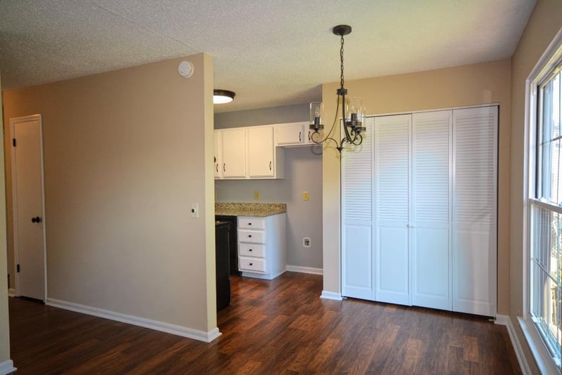713 Apple Ct, Nashville, TN 37211