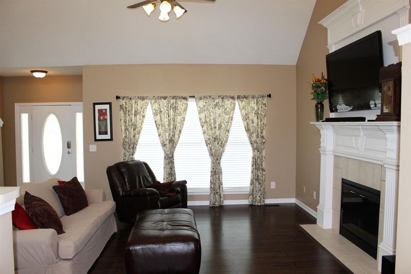 1034 Matheus Dr, Murfreesboro, TN 37128