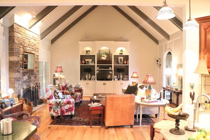 100 Alpine Ct, Franklin, TN 37069