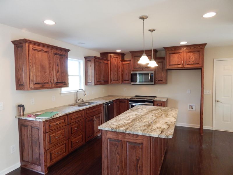 1532 Heller Rdg, Spring Hill, TN 37174