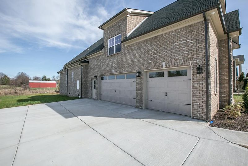 1715 Mckinley Pl, Murfreesboro, TN 37130