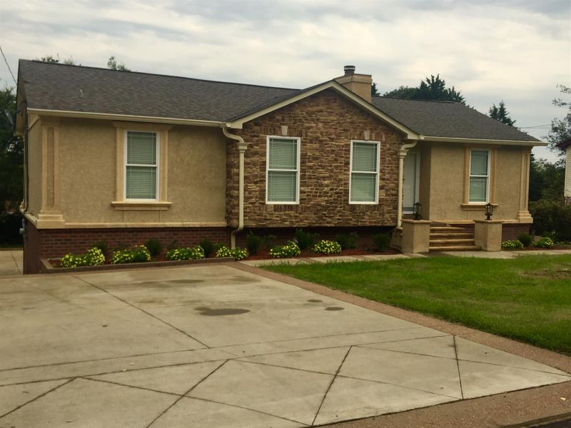 3108 Goodwin Dr, Nashville, TN 37217