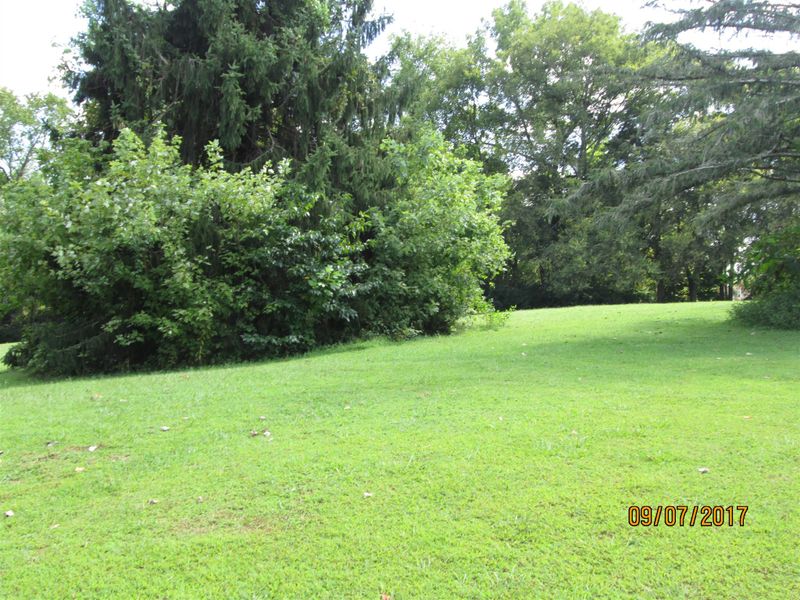 703 Hillbrook Dr, Mount Juliet, TN 37122