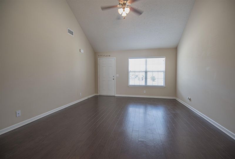 1919 Calydon Ct, Murfreesboro, TN 37128