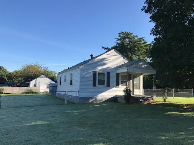 1304 Kermit Dr, Nashville, TN 37217