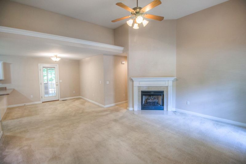 120 Lakeside Ct, Hermitage, TN 37076