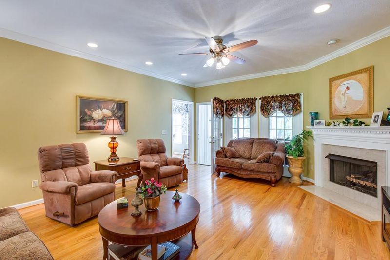 112 Nan Dr, Hendersonville, TN 37075
