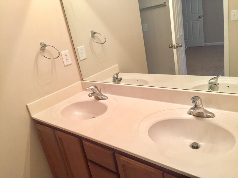 2015 Fiona Way, Spring Hill, TN 37174