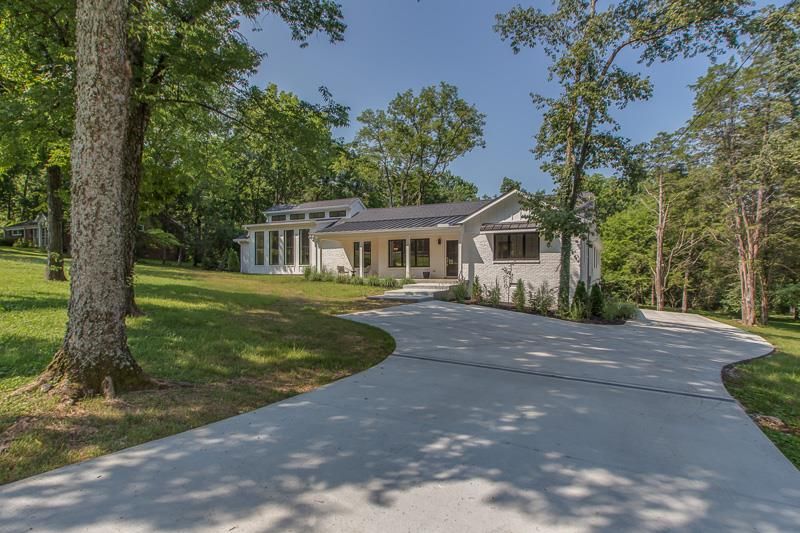 725 Templeton Dr, Nashville, TN 37205