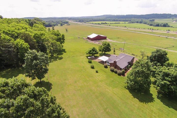 6320 Cox Rd, Arrington, TN 37014
