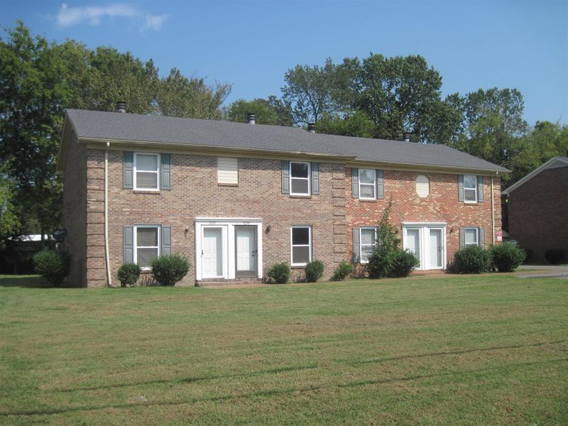 1217 Wenlon Dr, Murfreesboro, TN 37130