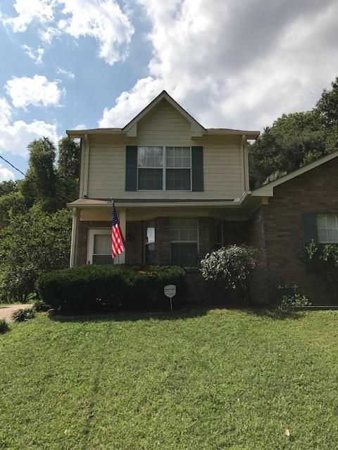 674 Mercer Dr, Hermitage, TN 37076