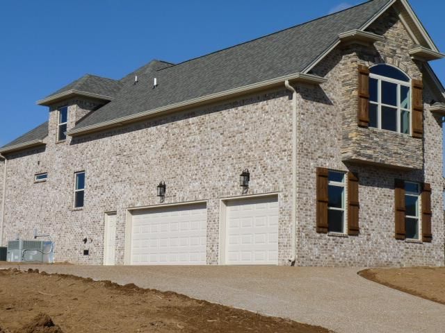 405 Stonebrook Way, Lebanon, TN 37087