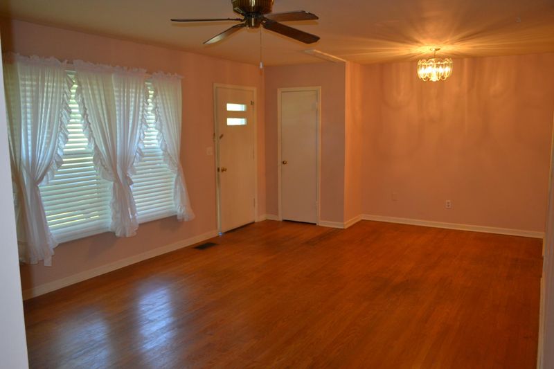 703 Spencer Dr, Murfreesboro, TN 37129