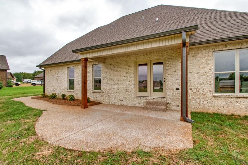 1405 Wade Hampton Ct, Lebanon, TN 37087