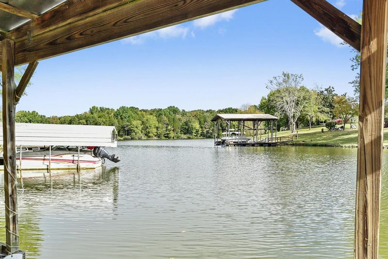 210 Edgewater Dr, Mount Juliet, TN 37122