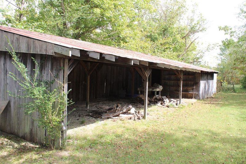 7122 Ccc Rd, Fairview, TN 37062