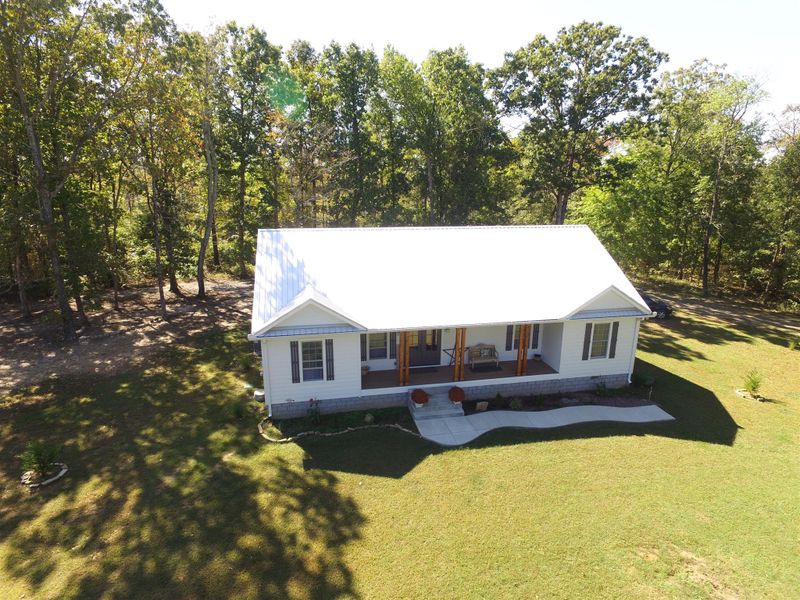 199 Dotson Cemetery Rd, Dickson, TN 37055