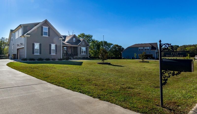 1712 Zevon Ct, Spring Hill, TN 37174