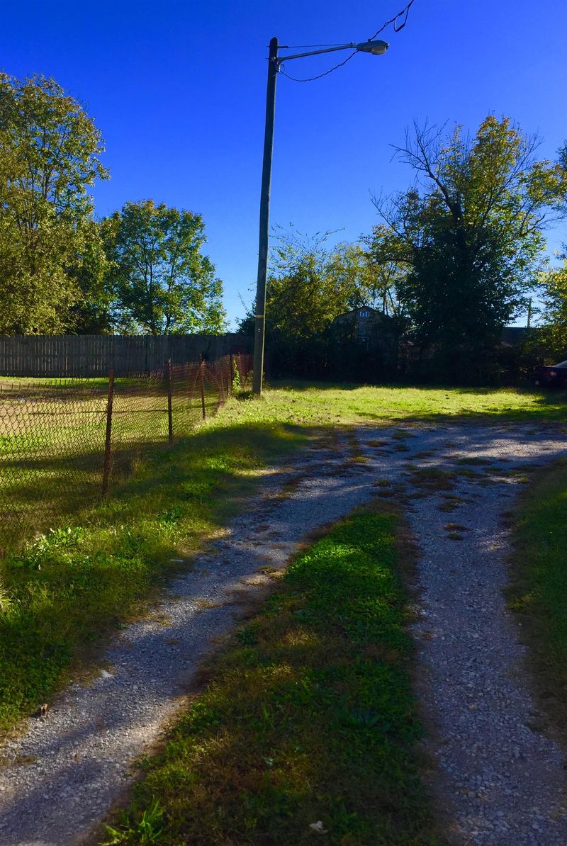 426 E Trinity Ln, Nashville, TN 37207