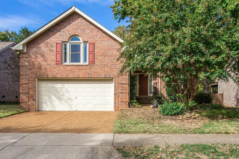 243 Heathersett Dr, Franklin, TN 37064