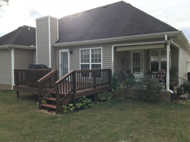 1102 California Dr, Murfreesboro, TN 37129