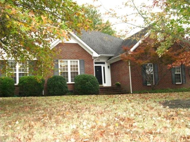 2132 Liberty Dr, Murfreesboro, TN 37129