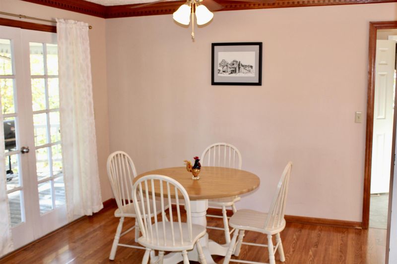 369 Joslin Branch Rd, White Bluff, TN 37187