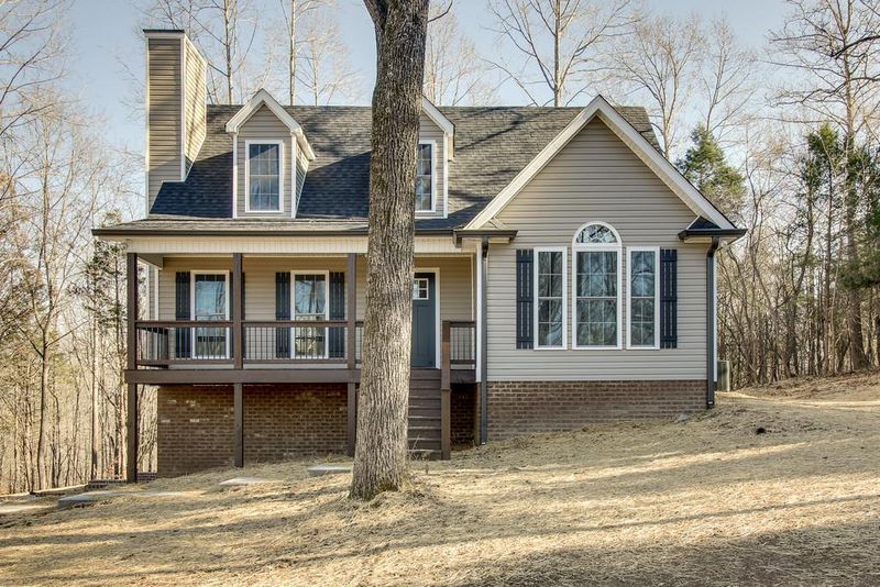 1260 Dawson Rd, White Bluff, TN 37187